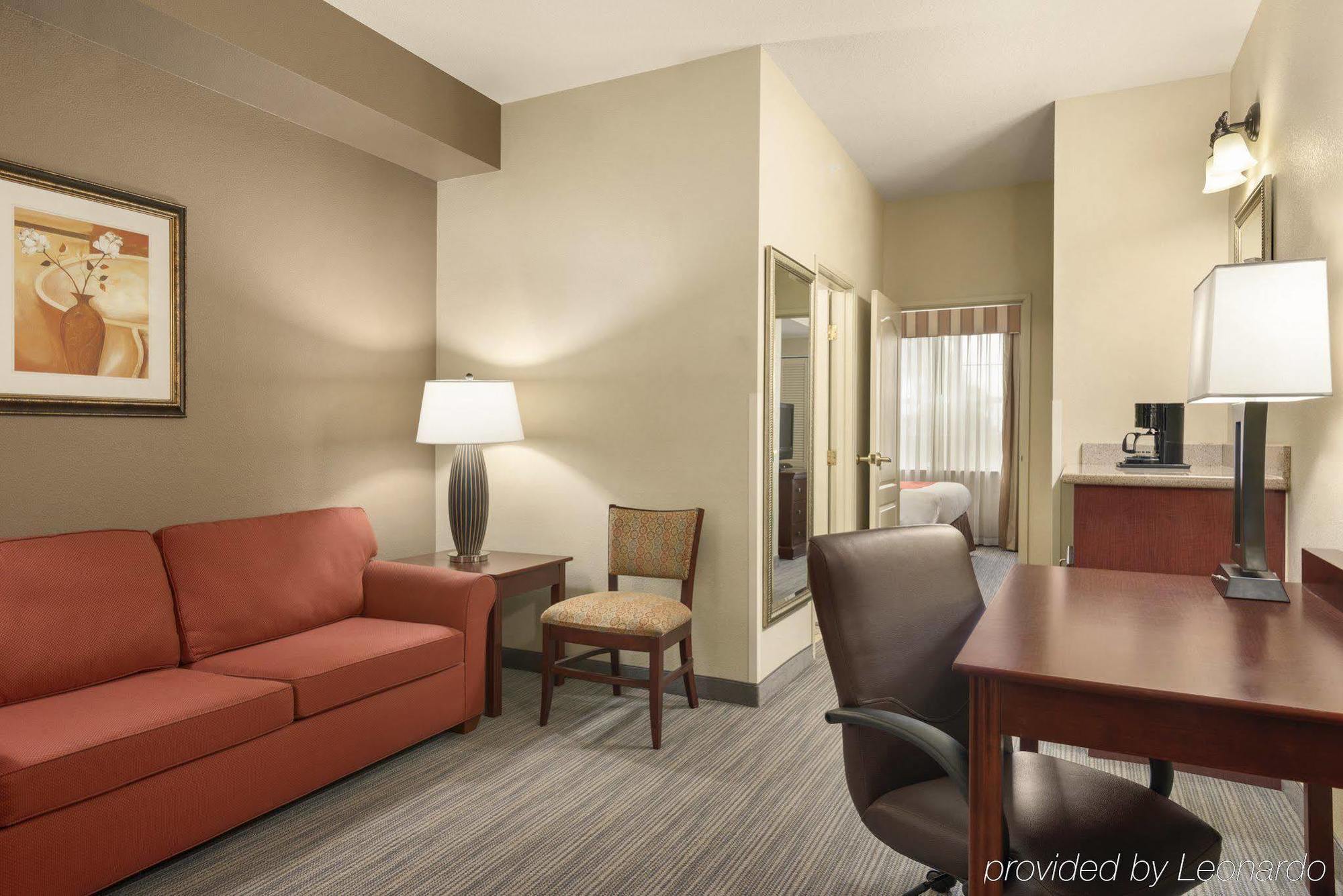 Seffner Inn And Suites Esterno foto