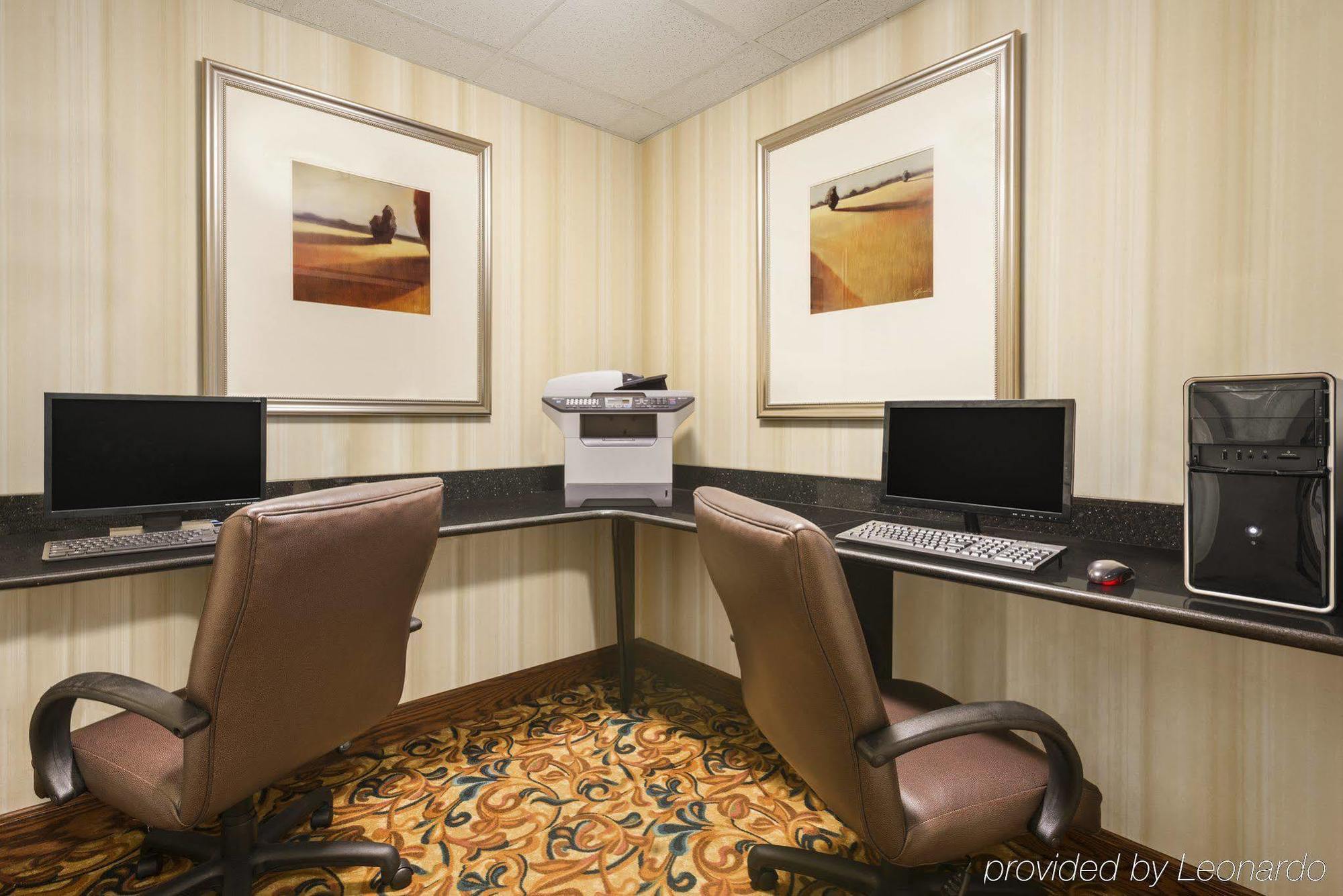 Seffner Inn And Suites Esterno foto