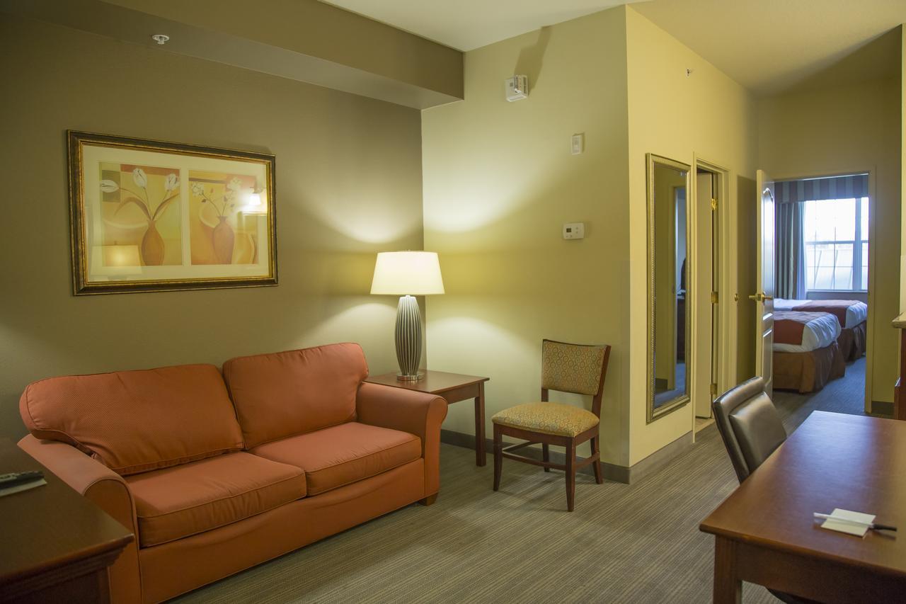 Seffner Inn And Suites Esterno foto