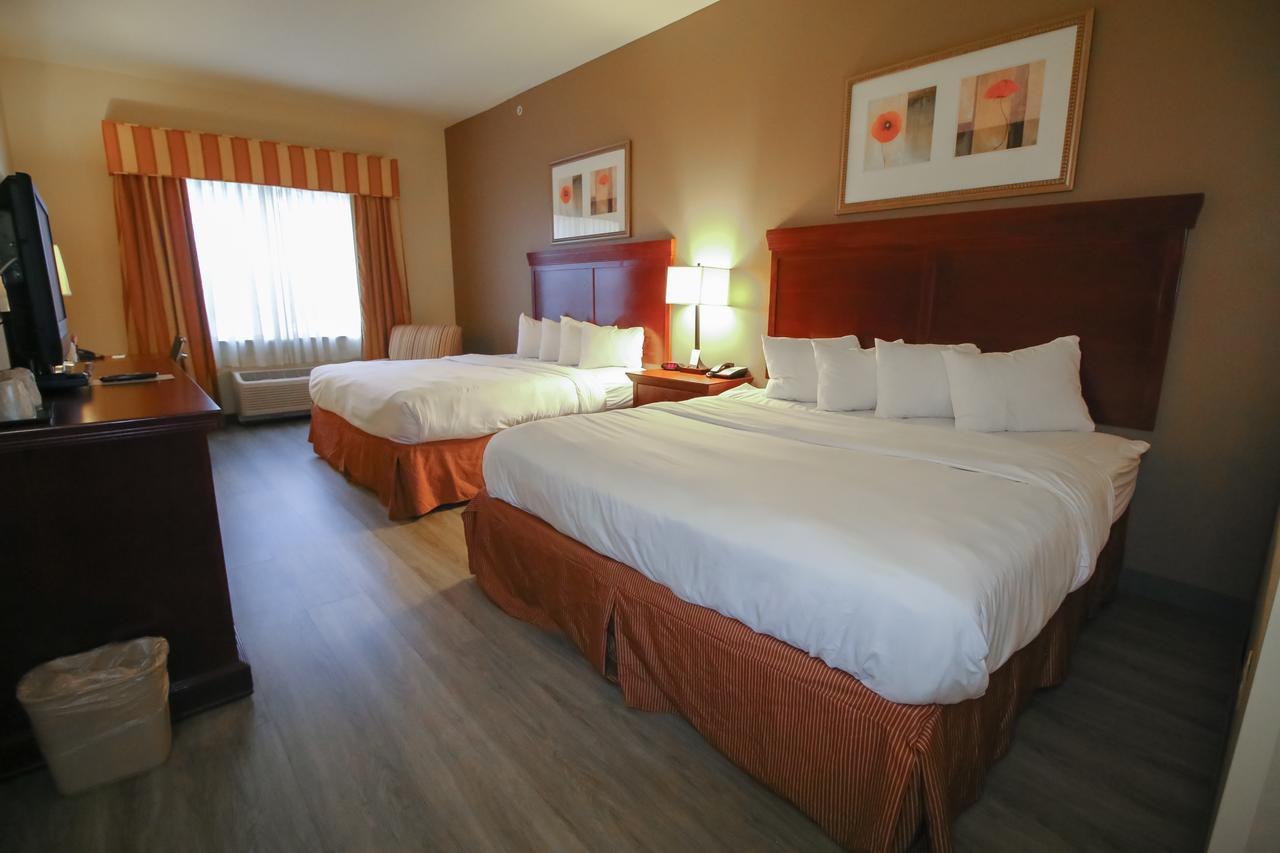 Seffner Inn And Suites Esterno foto